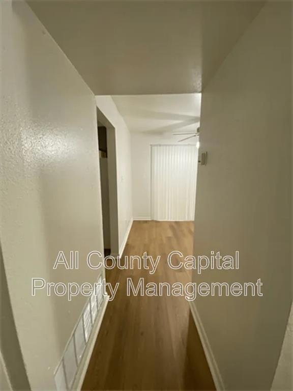 Foto del edificio - 829 Ken St