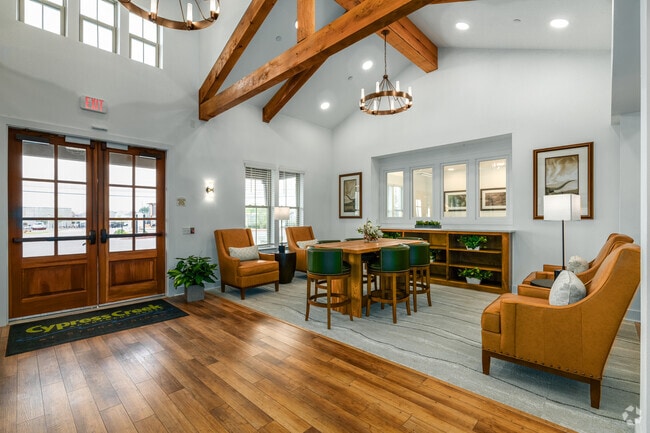 Oficina de arrendamiento - Cypress Creek Stoney Ridge