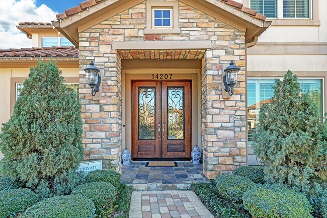 Foto del edificio - 14207 Bay Cliff Ct
