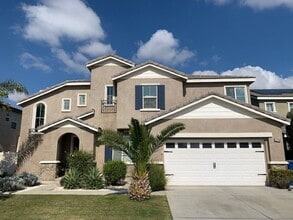 Building Photo - 10208 Grizzly St