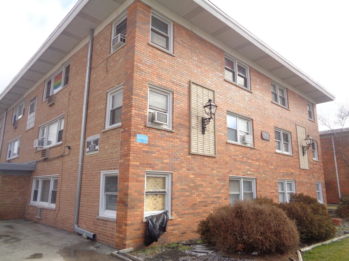 Foto principal - 10805 S Lloyd Dr