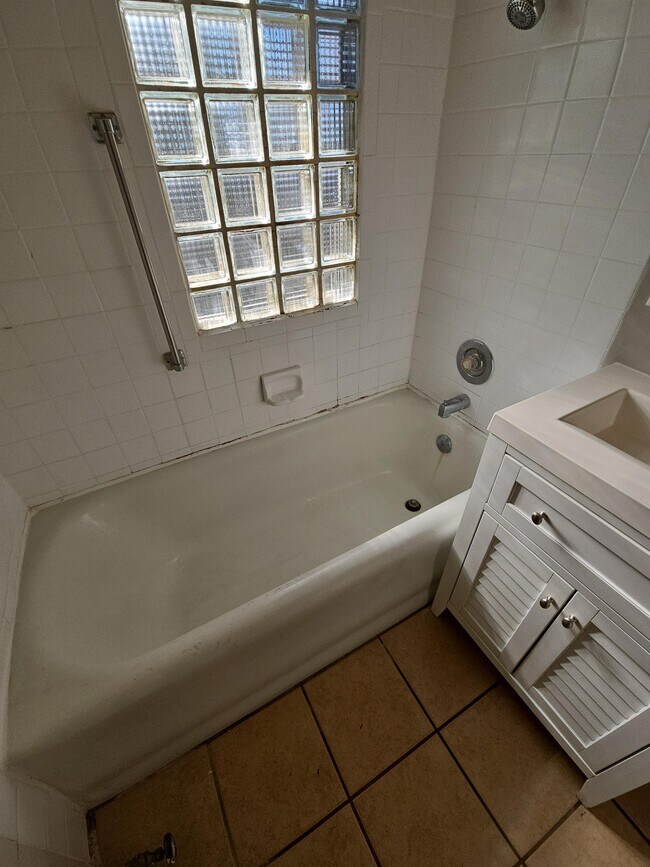 Foto del edificio - 4826 Jarboe St