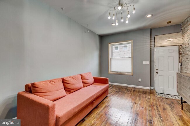 Foto del edificio - 150 N Curley St