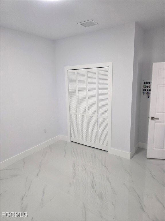 Foto del edificio - 821 Bell Blvd S