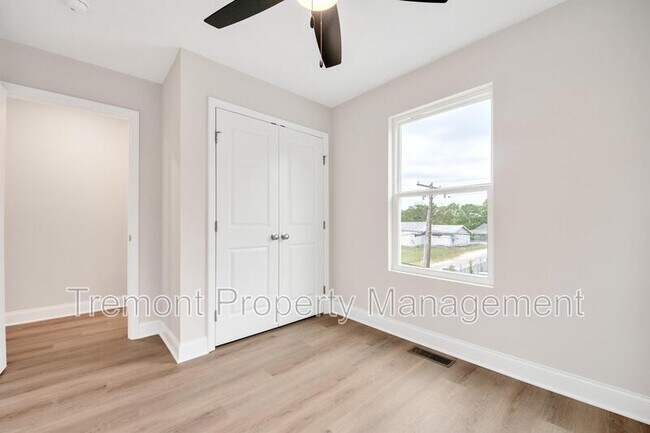 Foto del edificio - 2470 East 21st Street