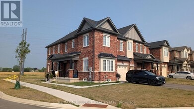 Building Photo - 139 Sapphire Wy