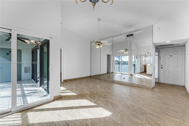 Foto del edificio - 1303 S Liberty Ave