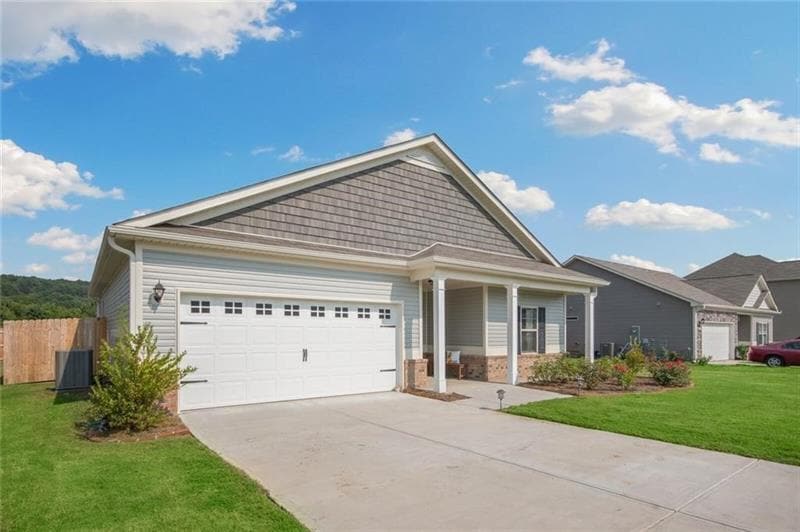 204 Heritage Dr, Calhoun, GA 30701 House for Rent in Calhoun, GA