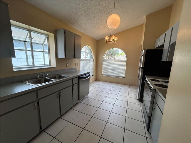 Building Photo - 9859 Flynt Cir