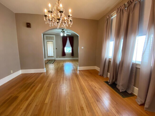 Building Photo - Two bedroom, two bath home in the heart of...