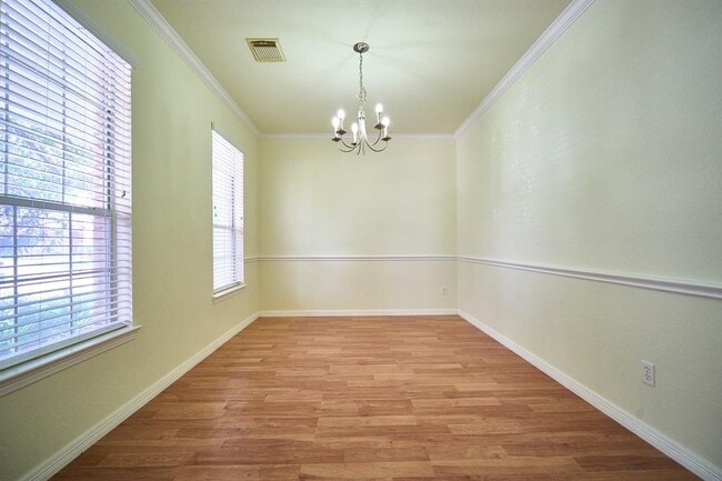 Building Photo - 10027 Deer Track Ct