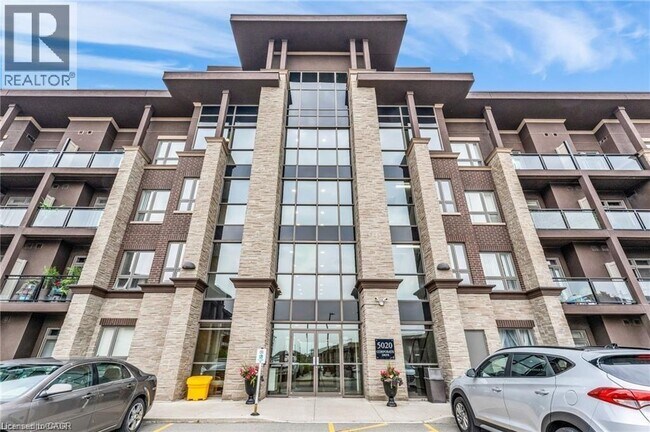 Photo du bâtiment - 5020 Corporate Dr