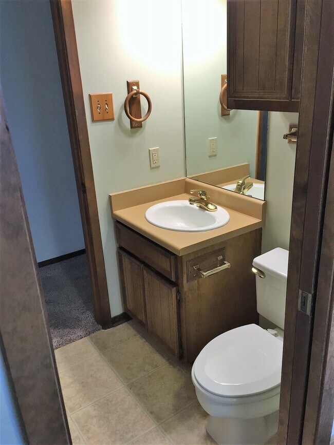 Building Photo - 847 Hueco Dr