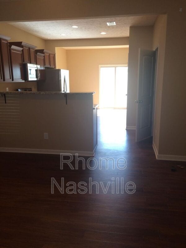 Foto del edificio - 913 Beaver Creek Way