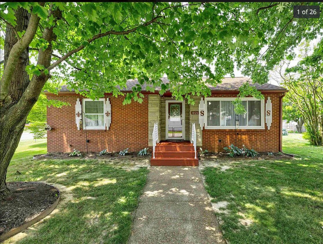 Foto principal - 1026 Mill St