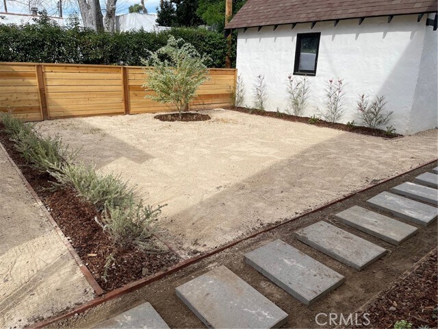 Foto del edificio - 4333 Beatty