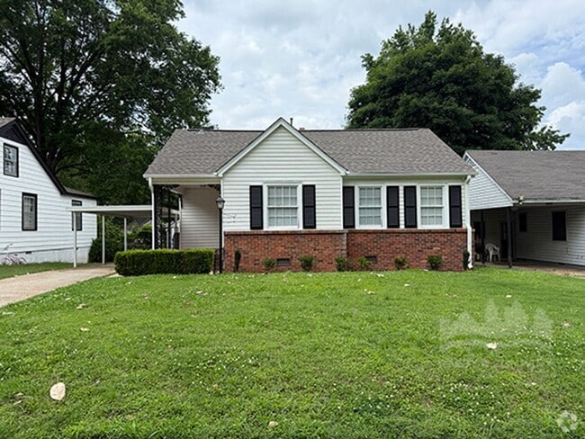 Building Photo - Your Perfect Home: Renovated 3 Bed, 1 Bath!