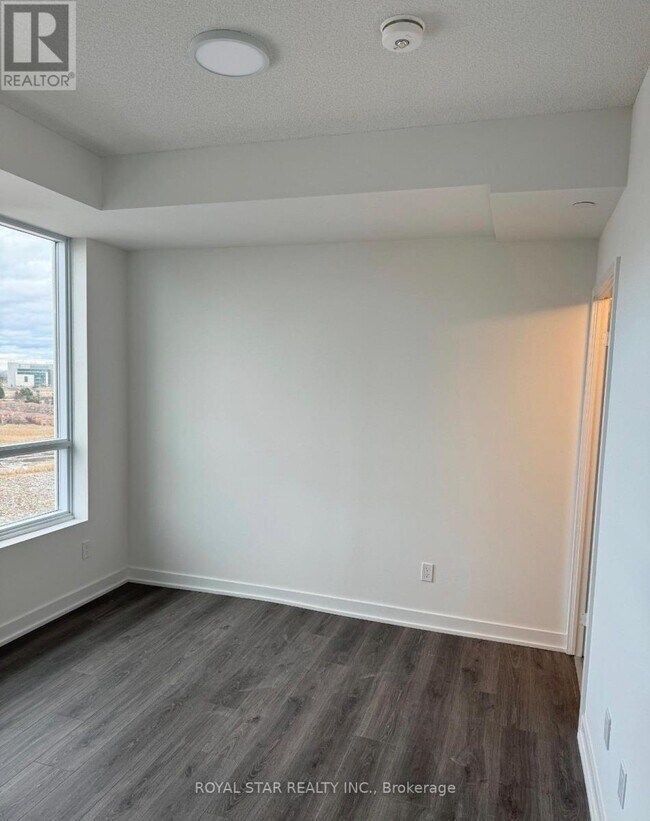 Photo du bâtiment - 225 Malta Ave.