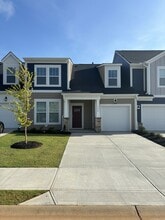 Building Photo - 112 Doya Ct