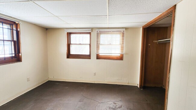 Foto del edificio - Move in ready!