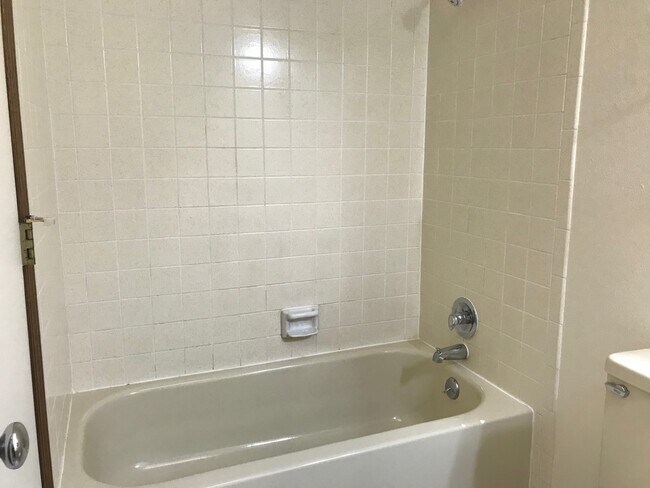 Foto del edificio - 3723 Findlay Ln