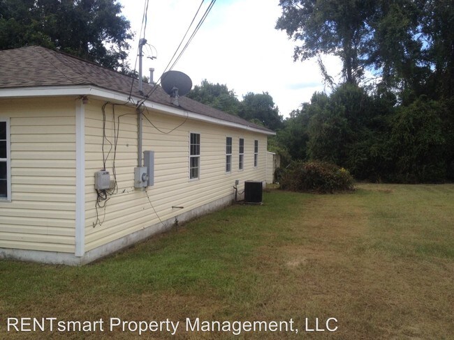 Building Photo - 4 br, 2 bath House - 2818 North Lumpkin Road