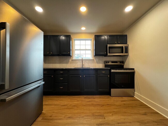 Foto del edificio - 3404 White Horse Rd