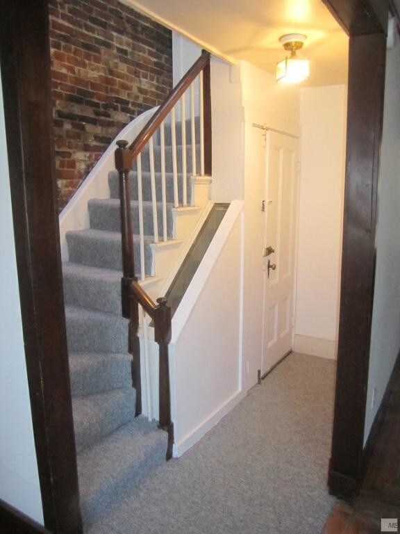 Foto del edificio - Two Bedroom Duplex Top Floor Beacon Hill