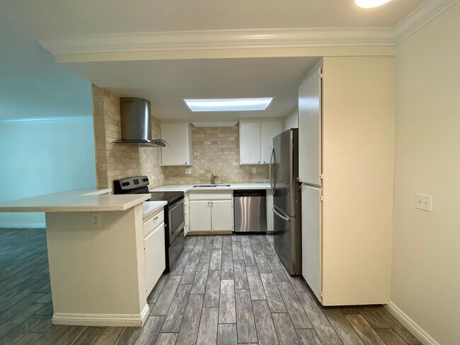 Foto del edificio - 2bed/2bath home in Mission Park Community!