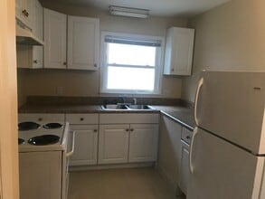 Building Photo - 210 Purefoy Rd