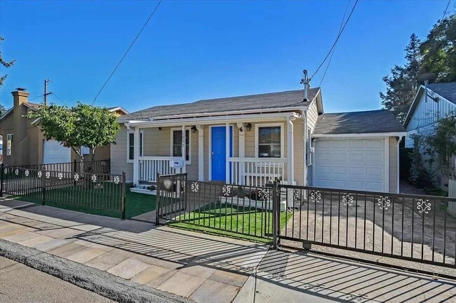 Photo - 1955 Wingate Way House