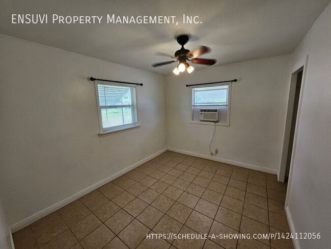 Foto del edificio - 3466 Pine St