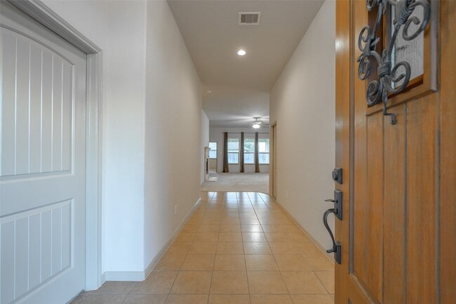 Foto del edificio - 12805 Shady Springs Dr