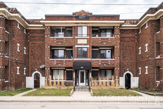 Building Photo - 827 Main St E