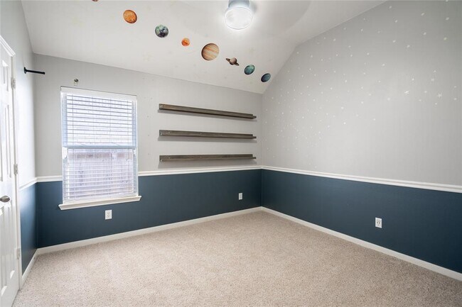 Building Photo - 2435 Golden Fork Dr