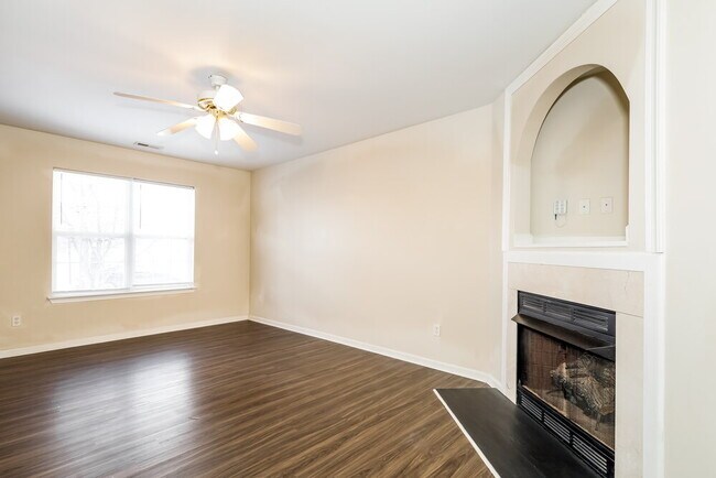 Foto del edificio - 5012 St Charles Dr