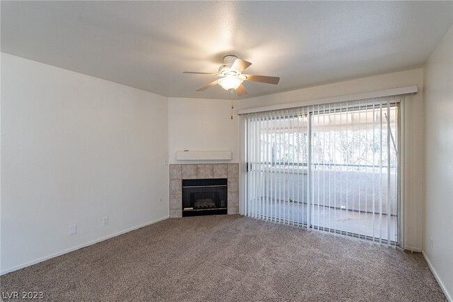 Building Photo - 3061 Key Largo Dr