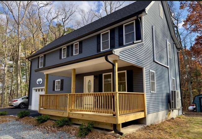 Building Photo - 111 Sunrise Dr