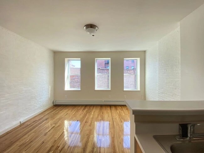 Building Photo - 457 Convent Ave
