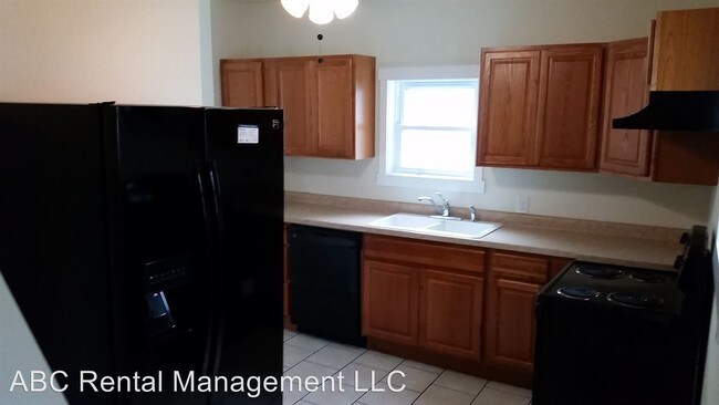 Building Photo - 2 br, 1 bath Apartment - 621 Lincoln Ave