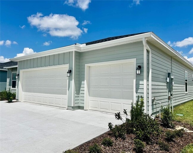Building Photo - 6915 SW 89th Ln