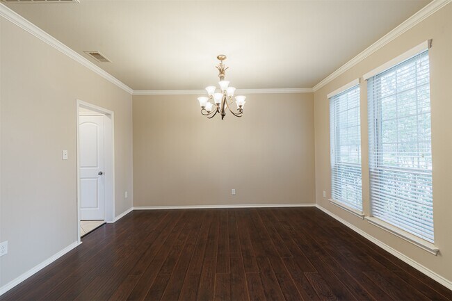 Building Photo - 2614 Misty Laurel Ct
