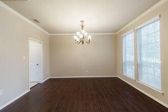 Building Photo - 2614 Misty Laurel Ct