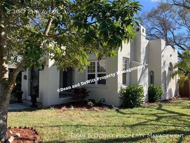 Building Photo - Historic Kenwood Bungalow - 3/2 For Rent