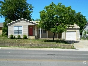 Building Photo - 5220 James Ave
