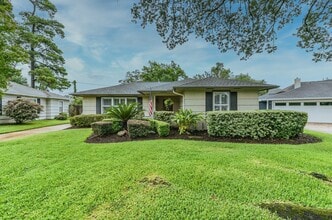 Building Photo - 906 Bay Oaks Rd