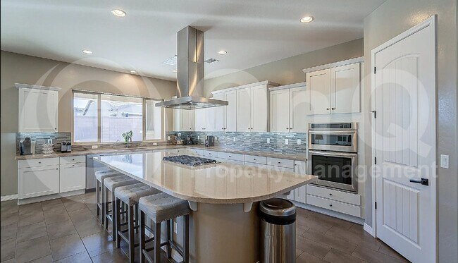 Foto del edificio - 3469 E Orleans Dr