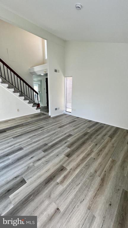 Building Photo - 10748 Wayridge Dr