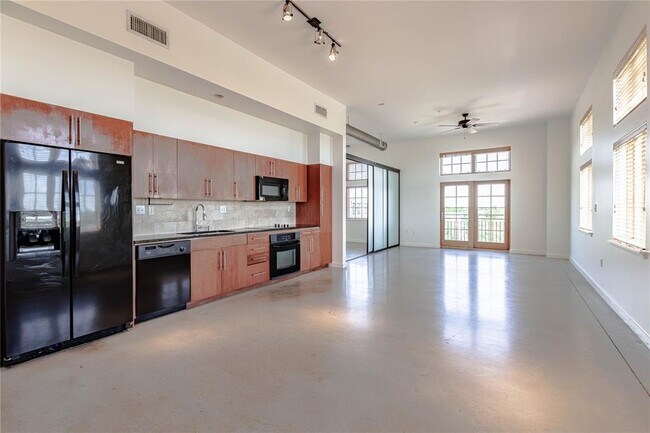 Foto del edificio - 2235 E 6th St