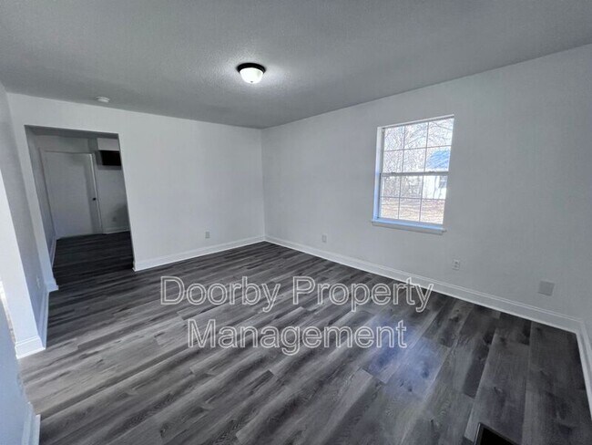 Foto del edificio - 807 Lee Ave